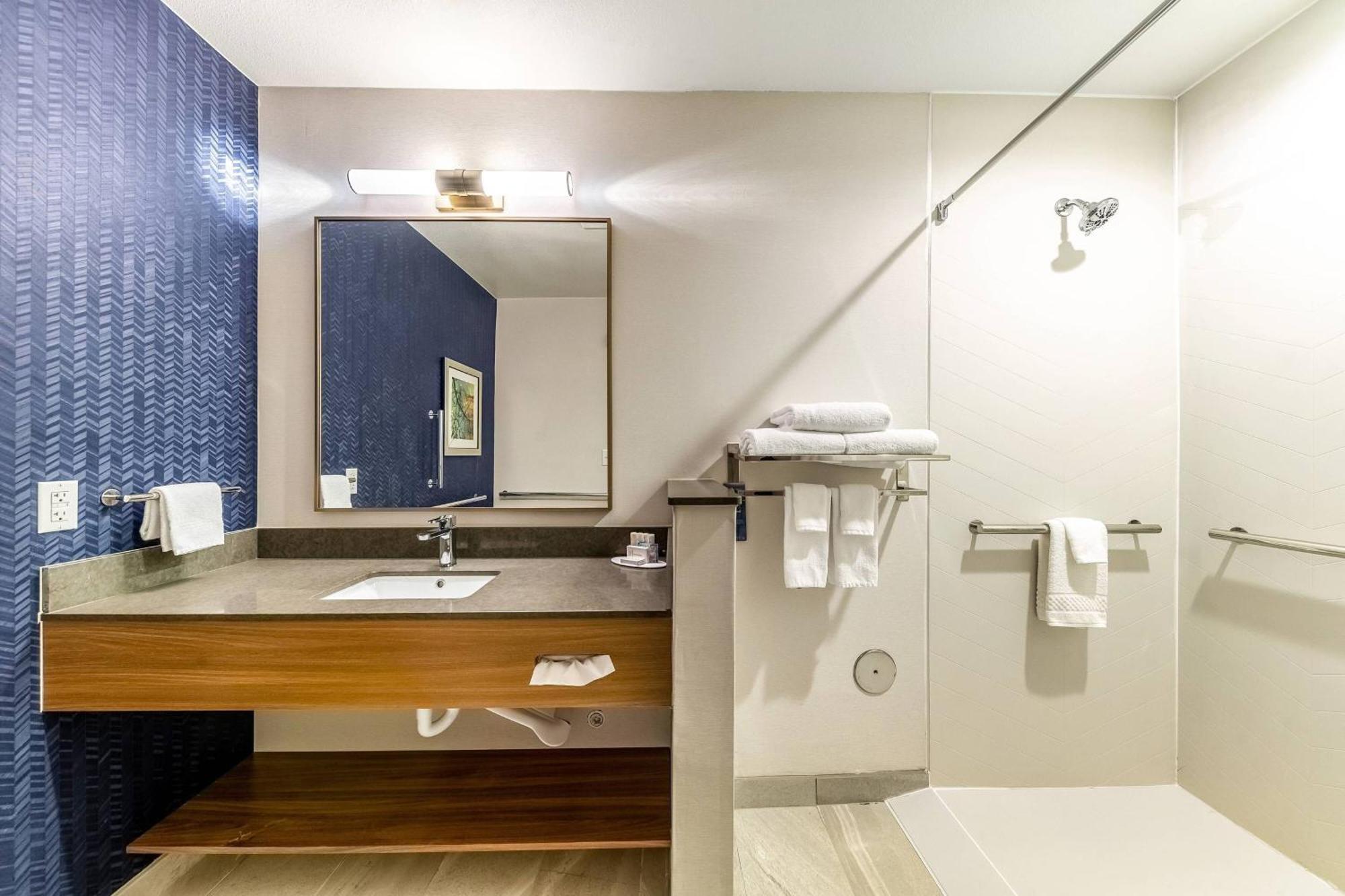 Fairfield Inn & Suites By Marriott Gainesville I-35 Εξωτερικό φωτογραφία
